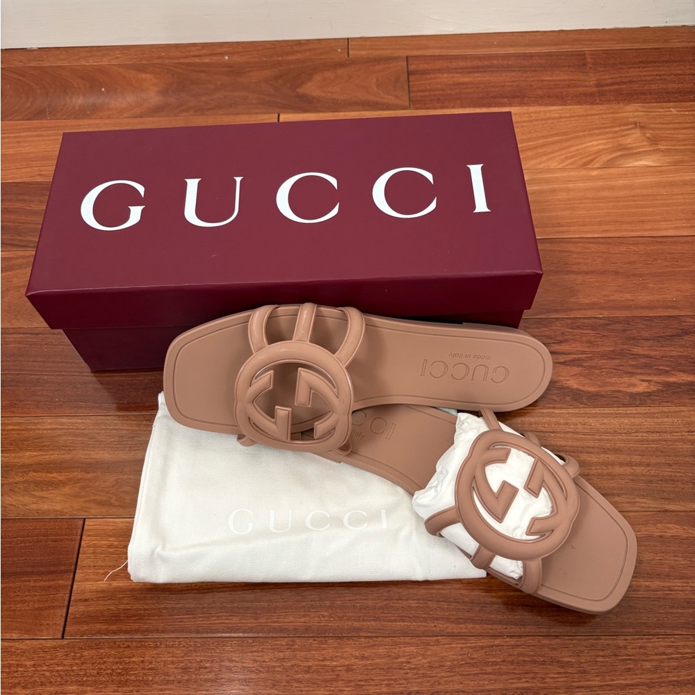 Gucci Women’s Palma Slide Sandals (Vintage Camel) Size 39